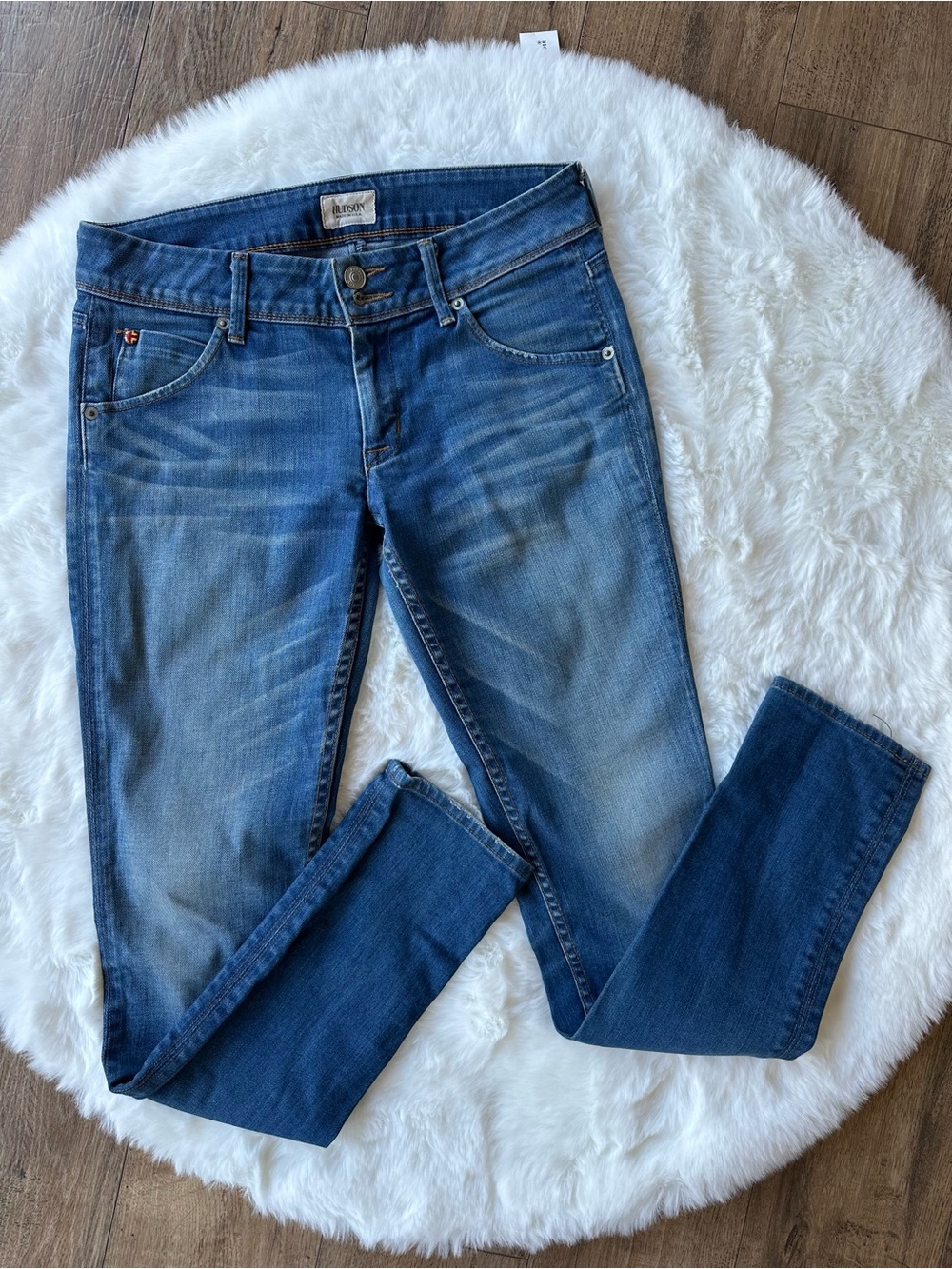 Hudson Jeans Collin Skinny in Medium Blue Wash